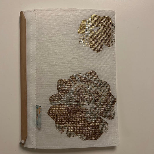 Infinity book blanc et doré